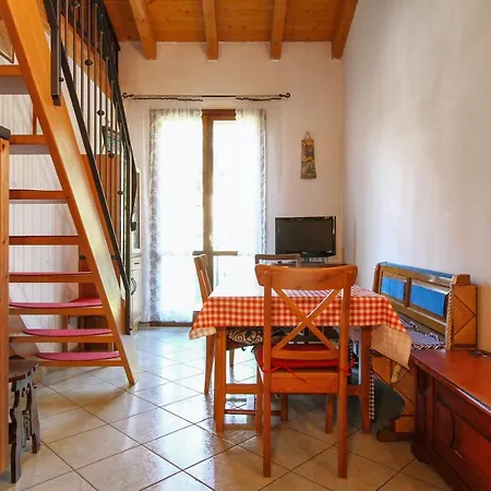 Cozy In With Mountain View Apartment Riolunato